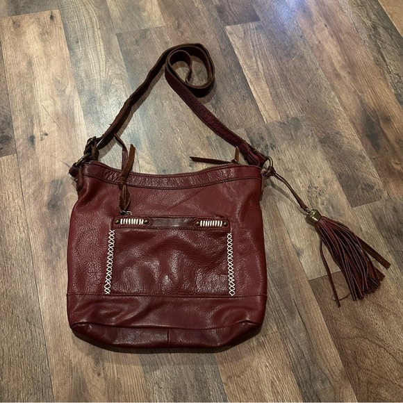 Lucky Brand Deep Red Boho Leather Crossbody - Picture 1 of 14